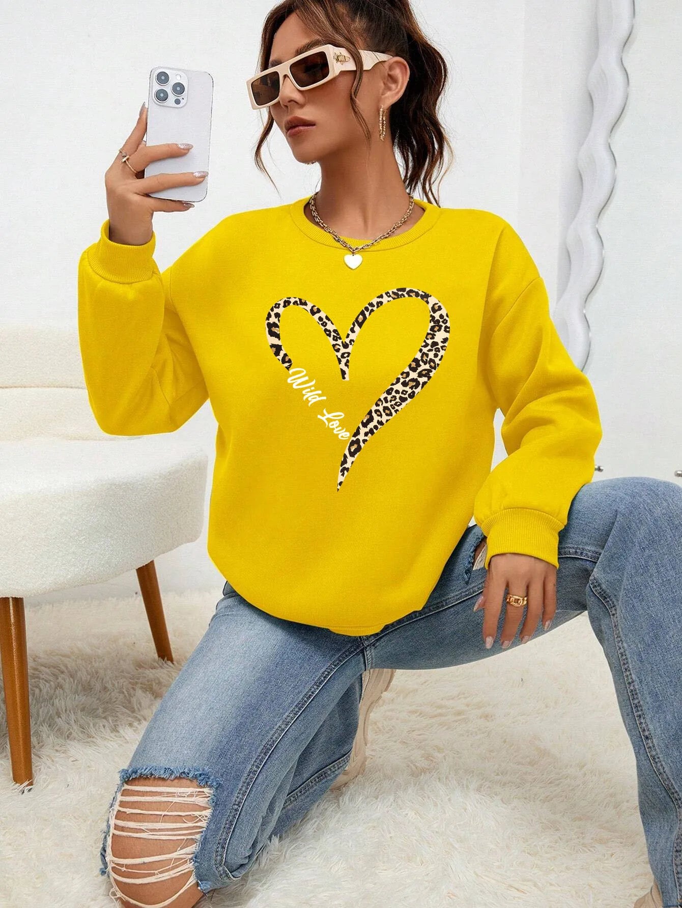 Heart Pattern Female Sweatshirt