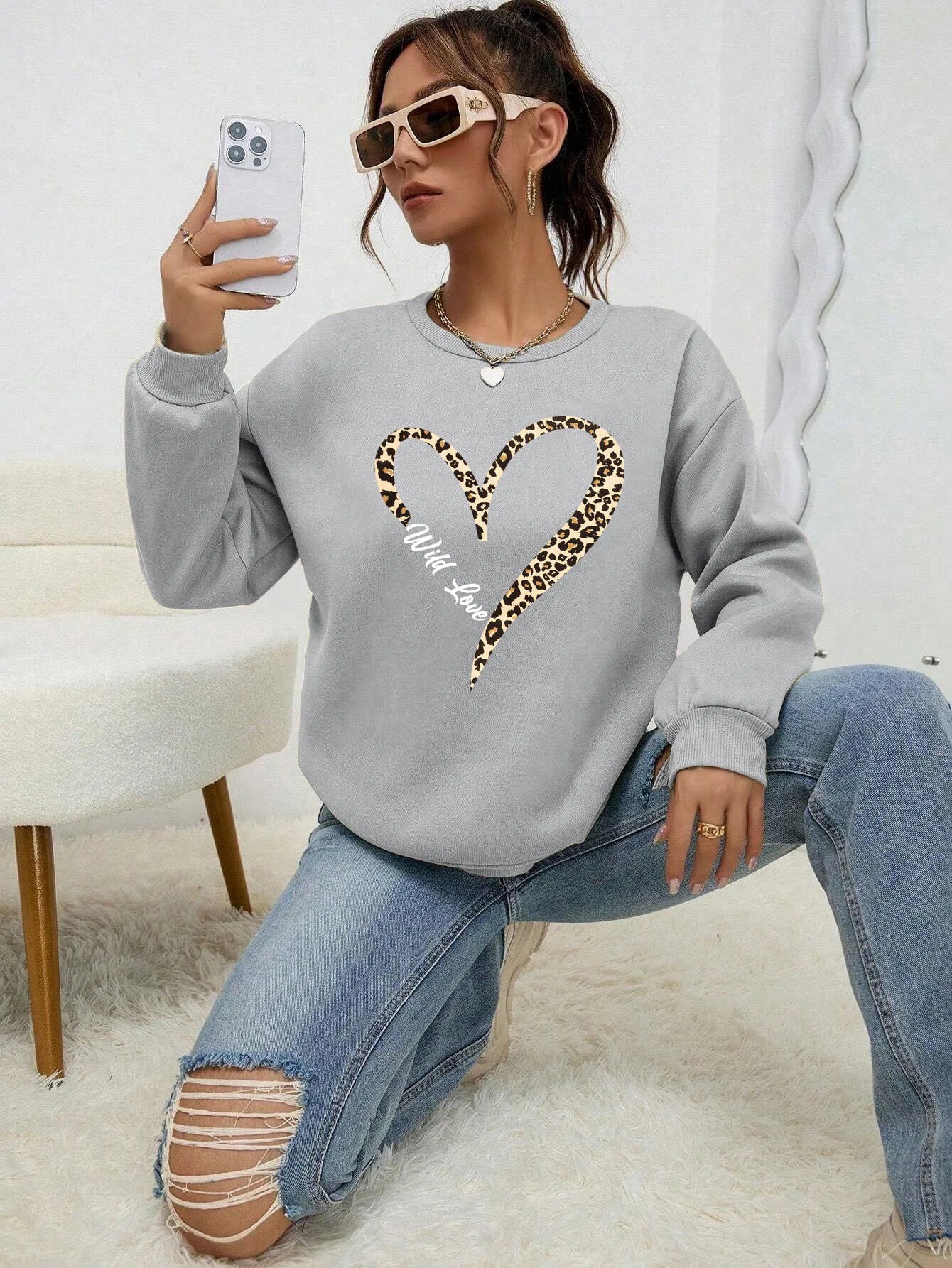 Heart Pattern Female Sweatshirt
