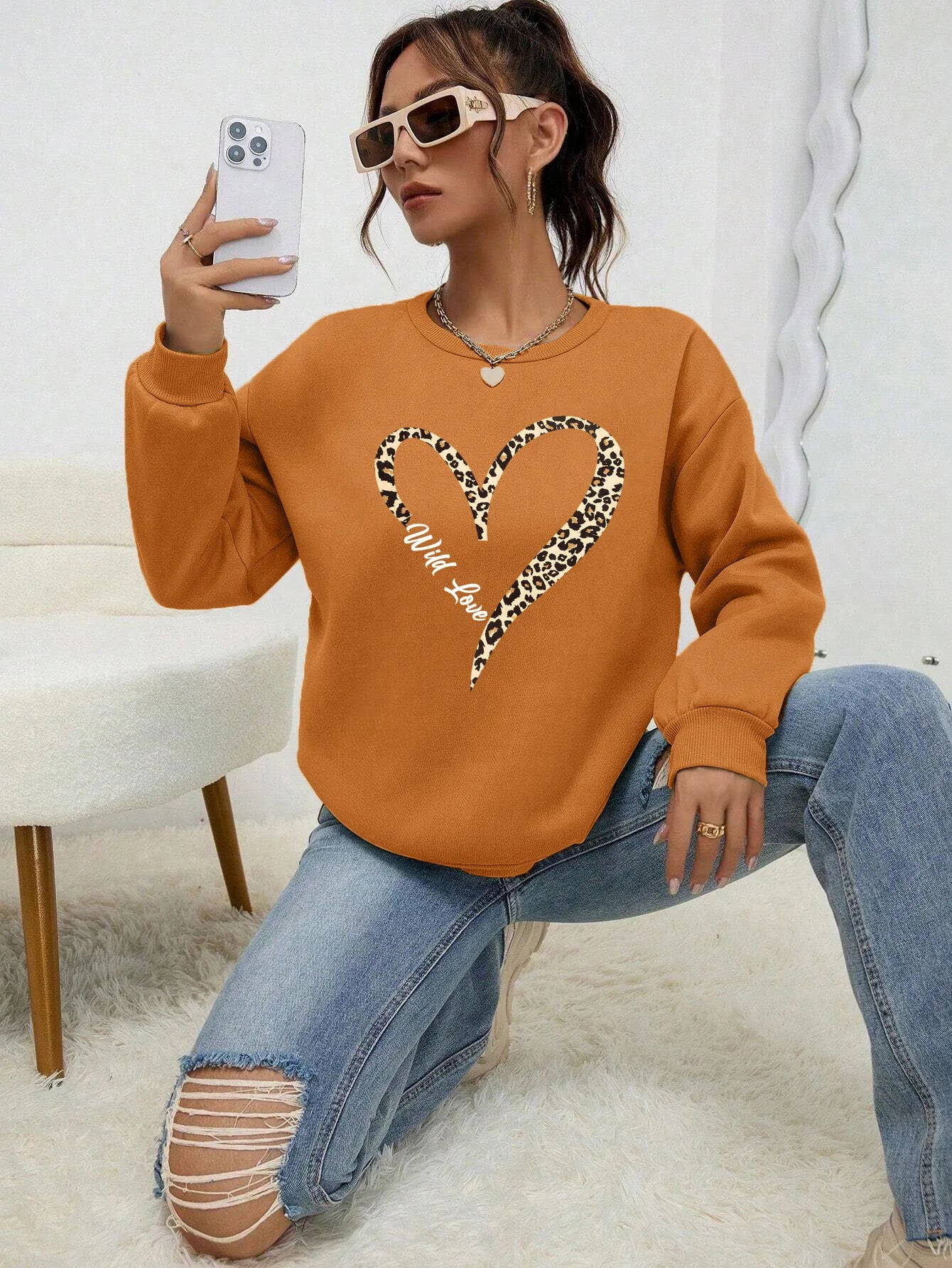 Heart Pattern Female Sweatshirt