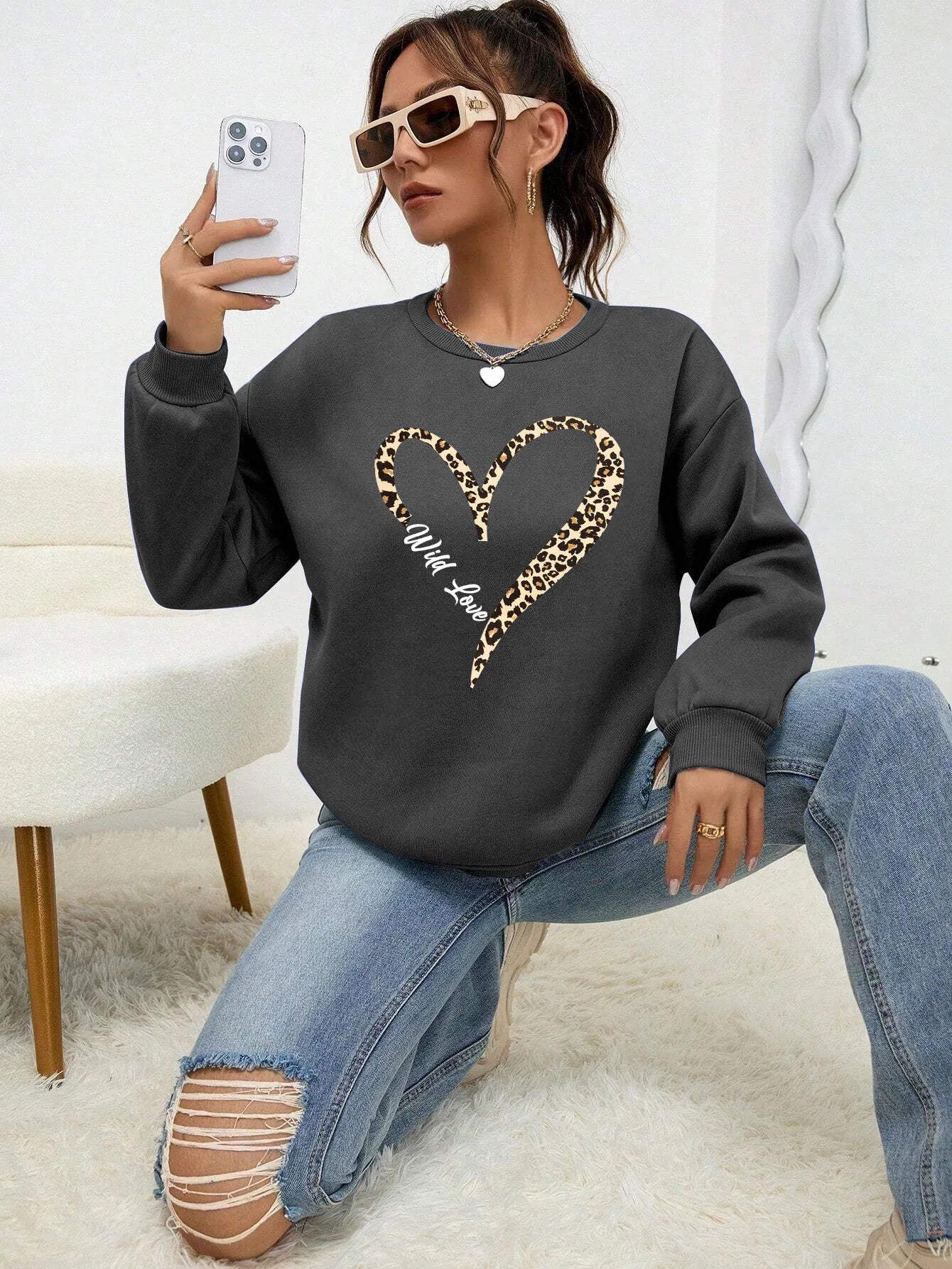 Heart Pattern Female Sweatshirt